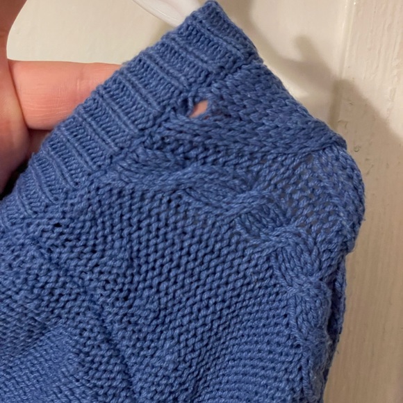 Forever 21 Blue Cable Knit Sweater - Picture 4 of 5